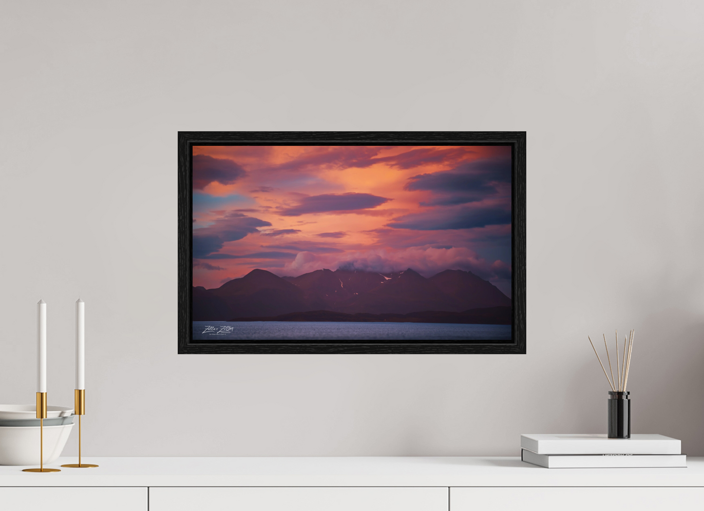 19.8 x 12″, Floater Frame Zillas Zoom Image 175