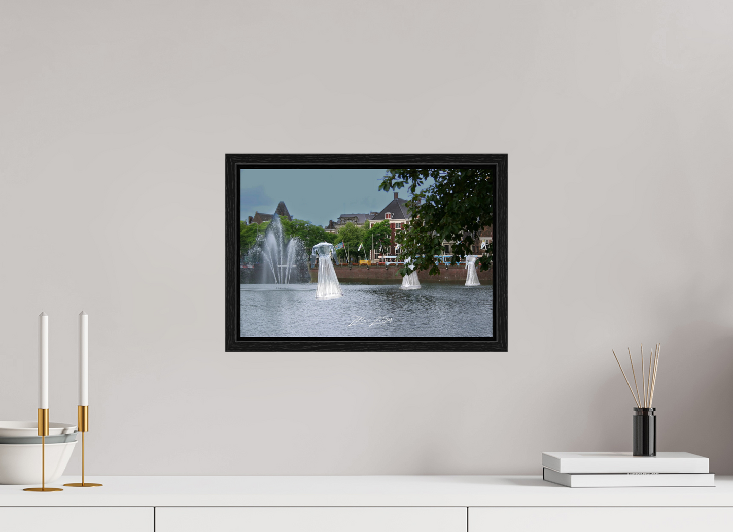 15 x 10″, Floater Frame Zillas Zoom Image 169